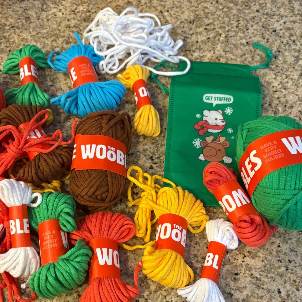 Woobles Christmas Crochet Kit - Picture 3 of 4
